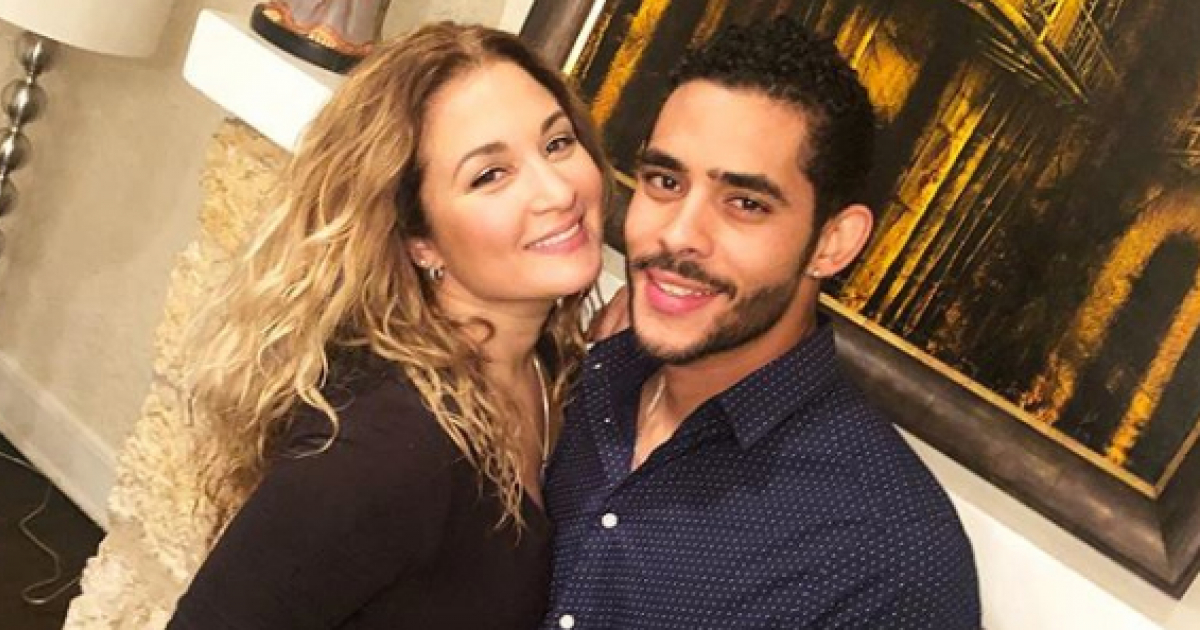 Vanessa Formell y su novio Rafa © Instagram de la artista