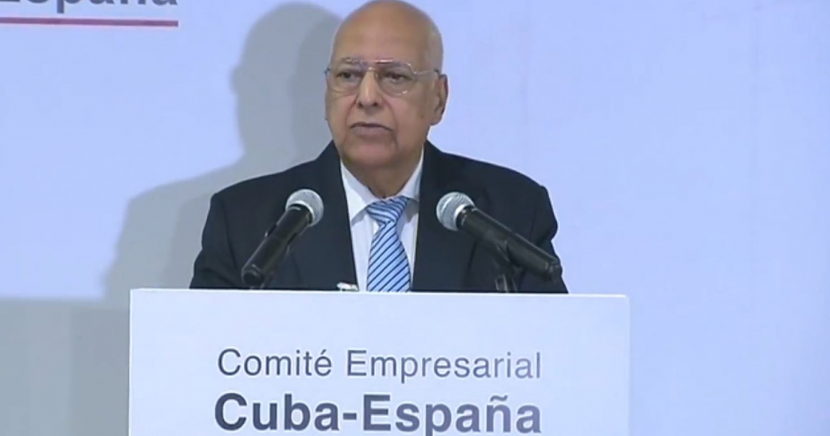 Ricardo Cabrisas habla en el Comité Empresarial Cuba-España © Facebook / La Moncloa