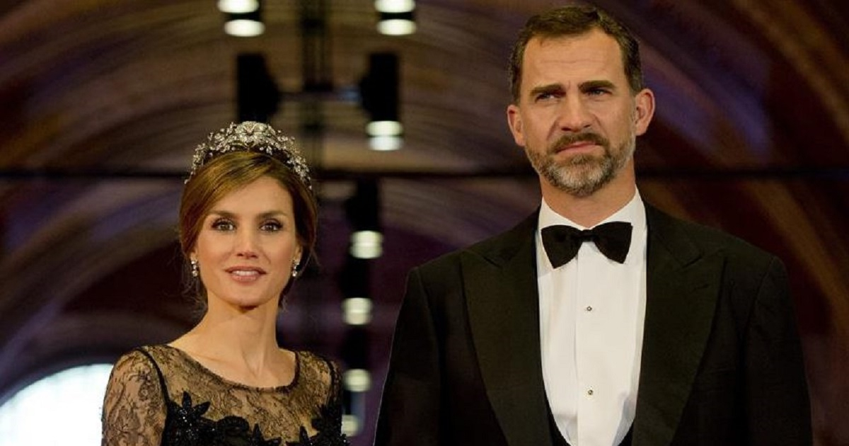 Reyes Felipe VI y Letizia © casarealdeespana.es