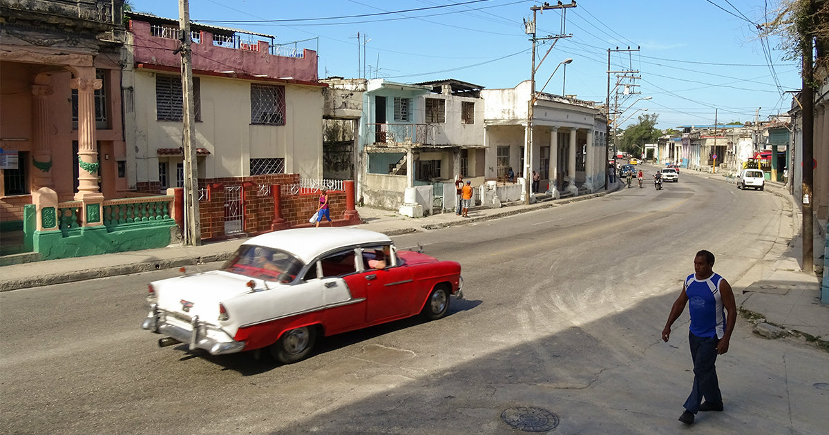Almendrón en La Habana. © CiberCuba.
