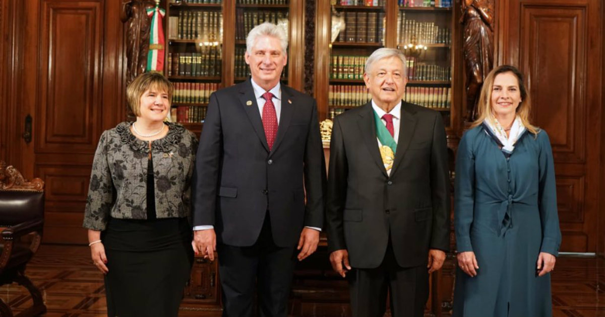 Miguel Díaz-Canel y López Obrador junto a sus esposas en México © Twitter/ Miguel Díaz-Canel Bermúdez
