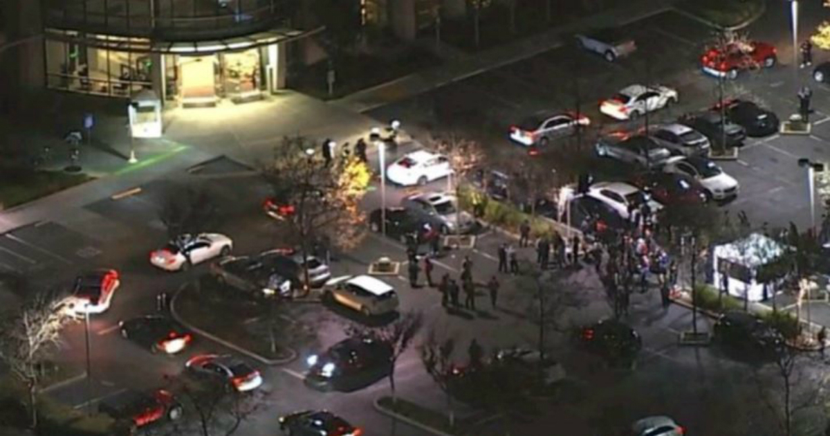 El edificio evacuado de Facebook, por la Policía de Menlo Park. © Facebook / Circa