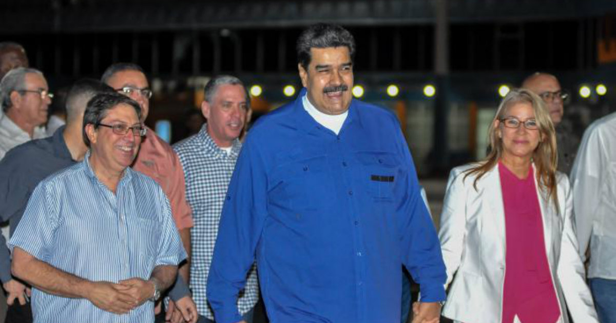 Nicolás Maduro recibido por el canciller cubano Bruno Rodríguez en La Habana © Granma