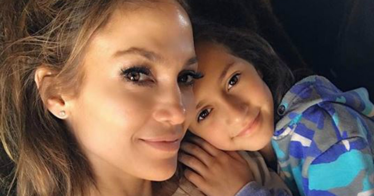 Jennifer Lopez junto a su hija Emme © Instagram / Jennifer Lopez