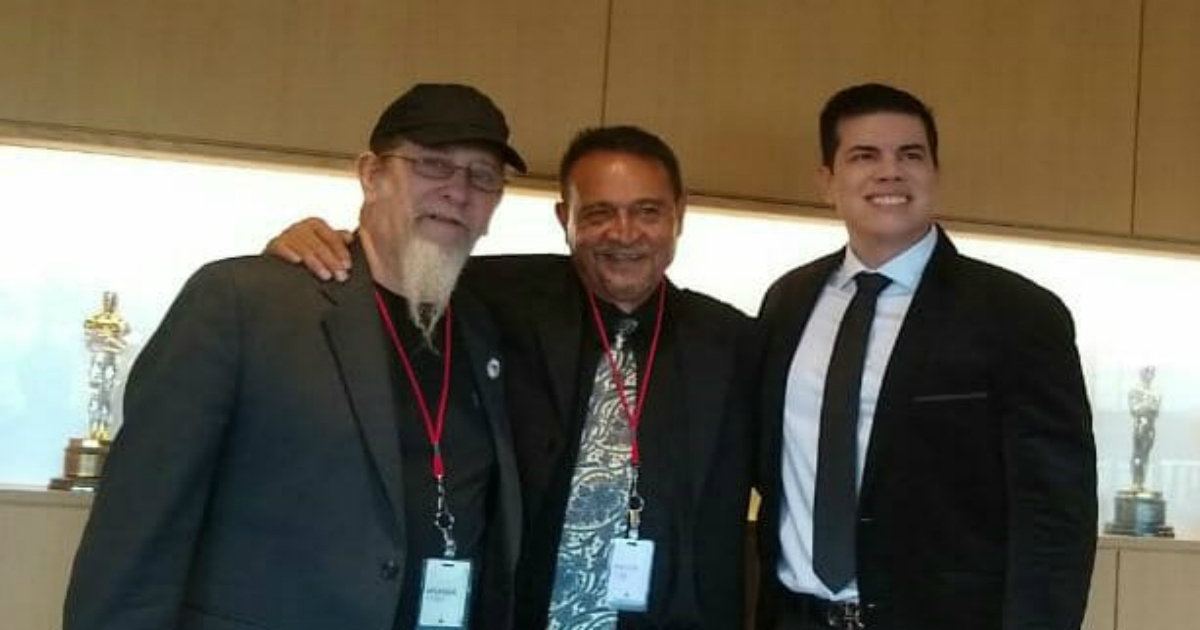 Edesio Alejandro junto a miembros del Instituto Latino de la Música © Facebook / Instituto Latino de la Música