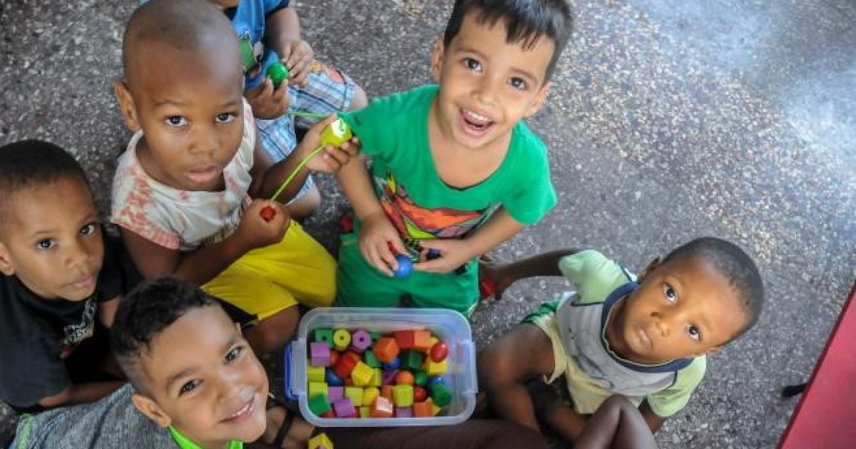Niños cubanos © Granma/ Ariel Cecilio Lemus 
