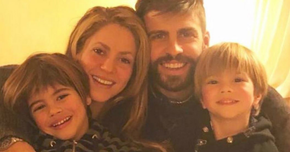 Shakira, Gerard Piqué y sus hijos Milan y Sasha © Instagram / Shakira