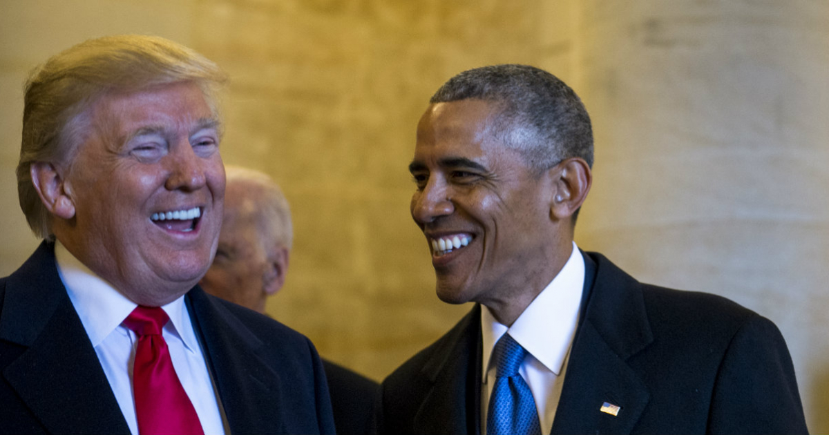 Trump y Obama sonríen en una imagen de archivo © Wikimedia Commons 