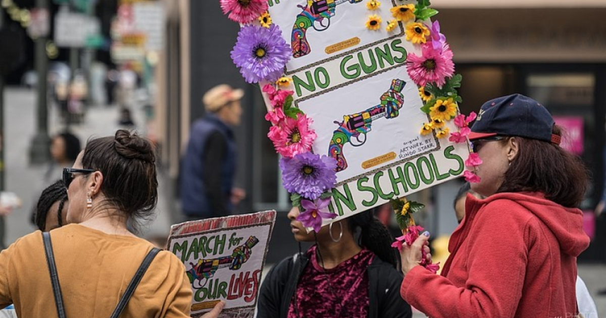Norteamericanas protestando contra las armas en las escuelas © Wikimedia Commons