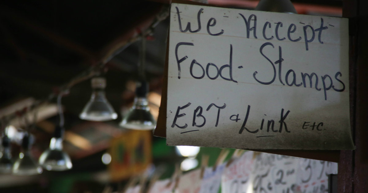 Comercio norteamericano que acepta "food stamps" (cupones de alimentos) © Flickr/Paul Sableman