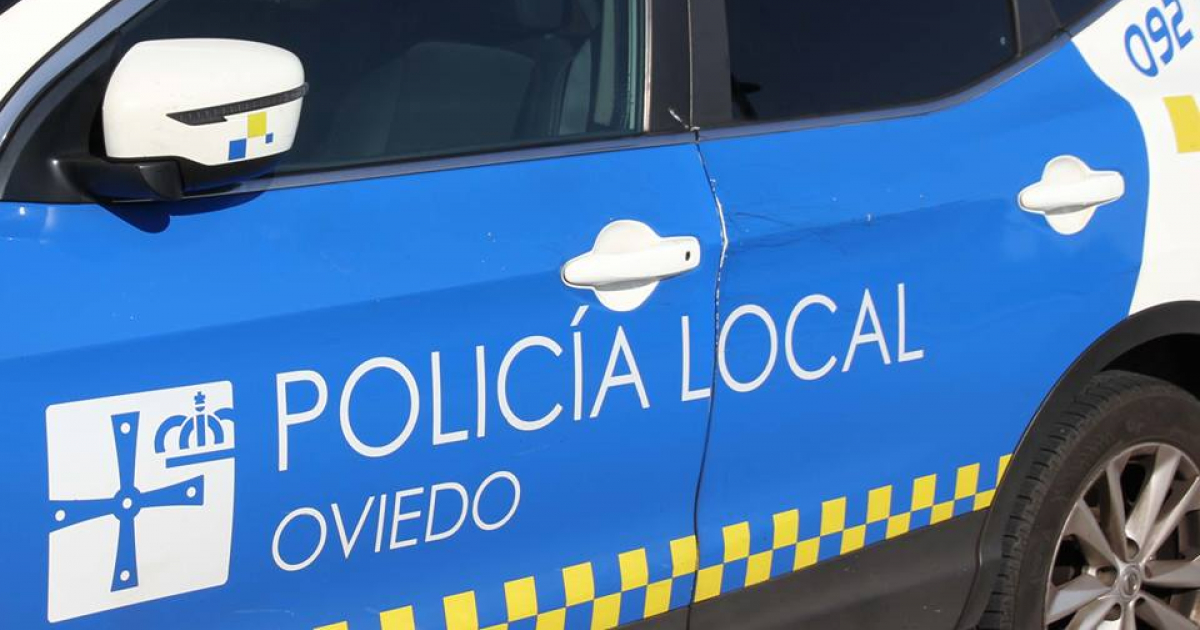 Auto patrulla de la policía de Oviedo (España) © Facebook / Seguridad Ciudadana Oviedo