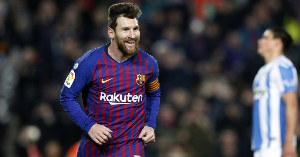 Messi sigue arriba, pero muy acosado. © FC Barcelona/Twitter.