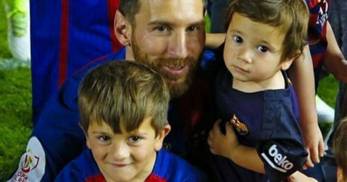 Leo Messi con sus hijos Thiago y Mateo © Instagram / Antonella Roccuzzo
