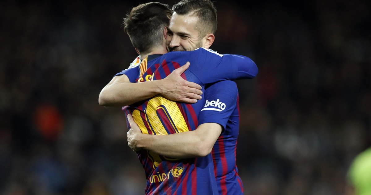 Lionel Messi y Jordi Alba festejan el pase © Fútbol/Barcelona/Twitter