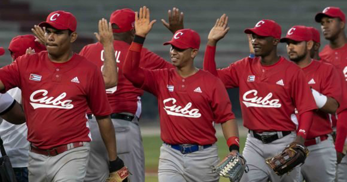 La imagen feliz del primer juego no ha podido volver a repetirse, y la culpa la tiene la ofensiva. © Roberto Morejón Rodríguez/Jit.