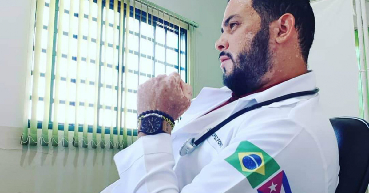 Erneys López Font, médico cubano en Brasil. © CiberCuba.