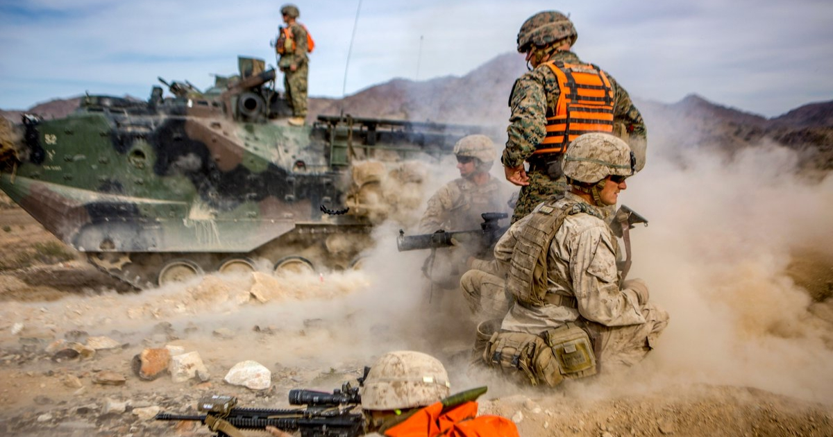 Ejército de EE.UU. en unas maniobras en California. © Twitter / Departamento de Defensa de EE.UU.