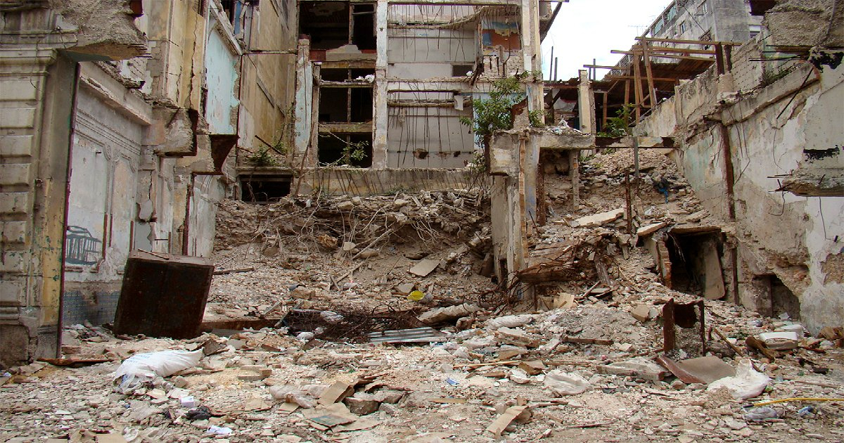 Edificio en ruina (archivo) © CiberCuba