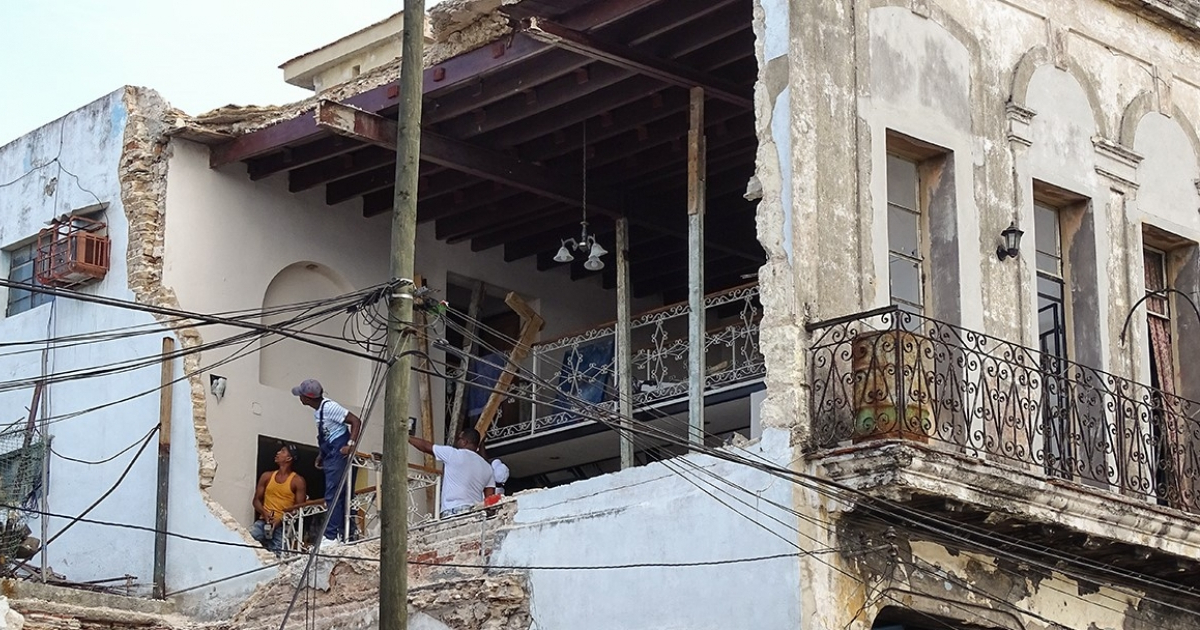 Reconstrucción de vivienda en La Habana © CiberCuba