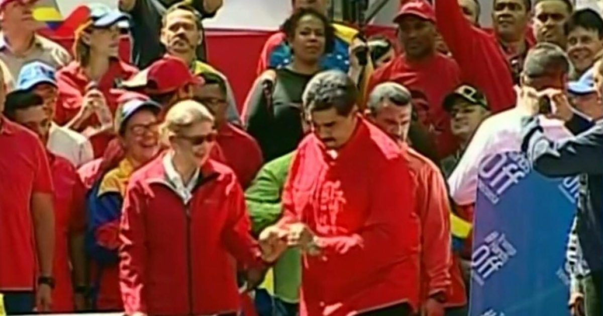 Maduro baila salsa en un acto en Caracas © Captura de video en Youtube
