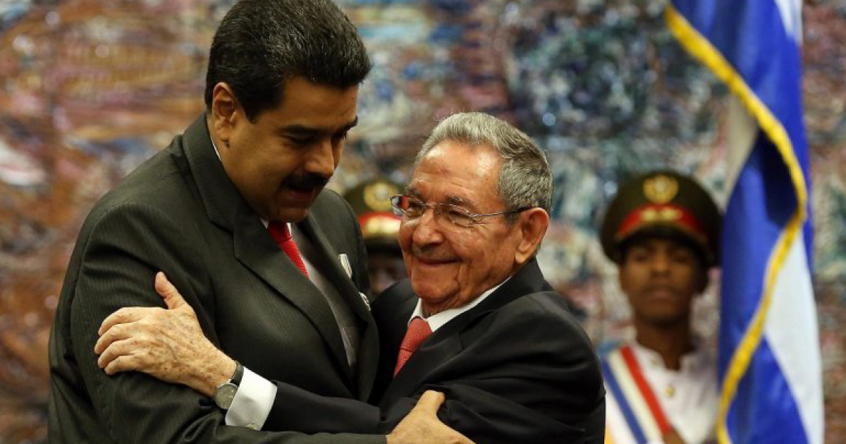 Nicolás Maduro y Raúl Castro © Cubadebate