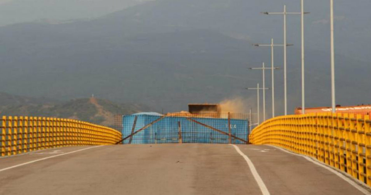 Uno de los puentes tapiados por el régimen de Maduro © Migración Colombia