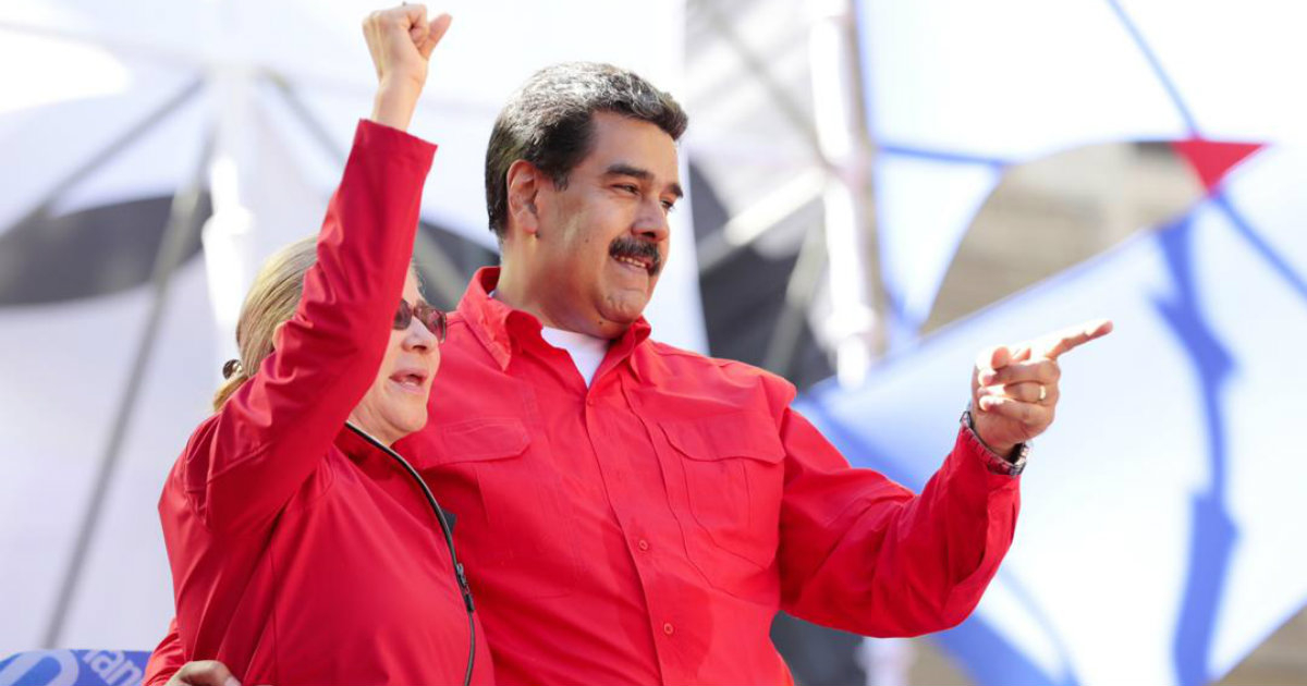Nicolás Maduro y su esposa, en una foto de archivo. © Nicolás Maduro / Twitter