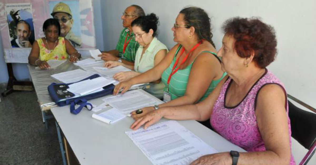 Colegio electoral en Cuba © Granma/Juvenal Balán