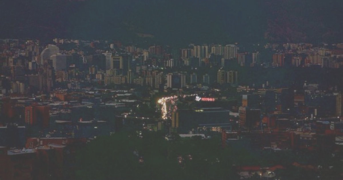 Venezuela, a oscuras. © Edgar Andrade.
