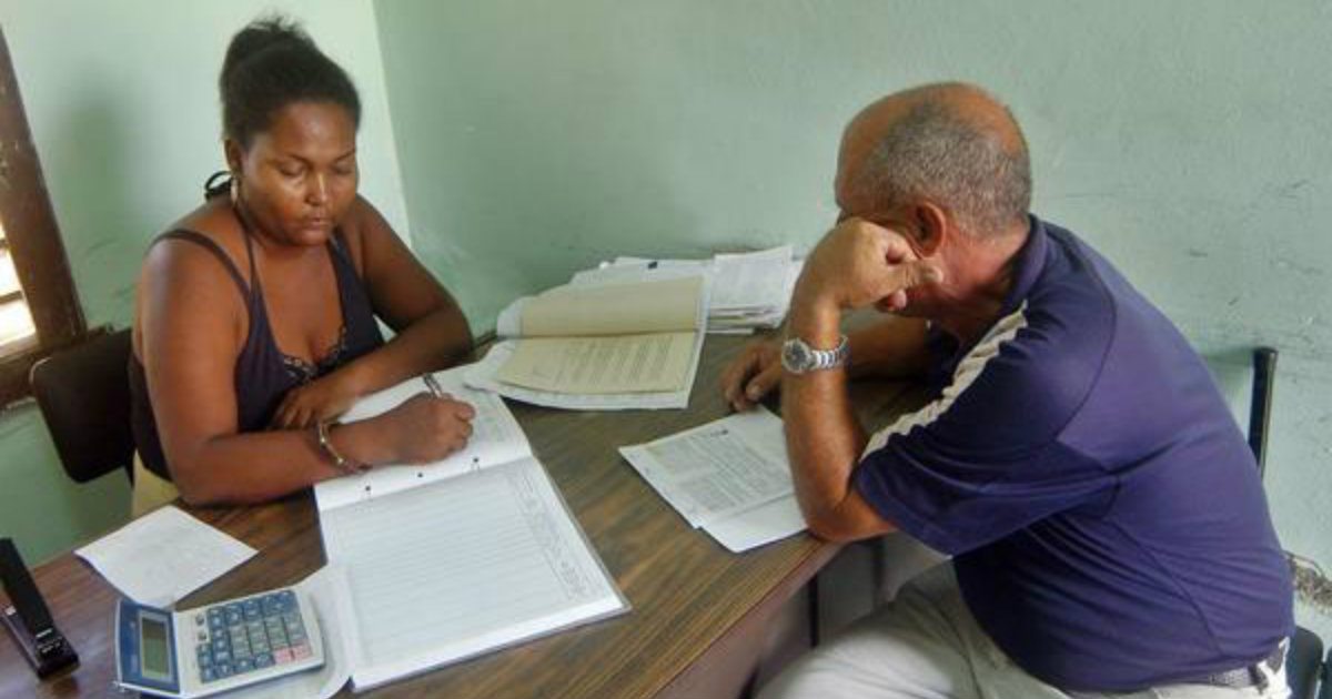 Trámites notariales en Cuba © Juventud Rebelde (Archivo)
