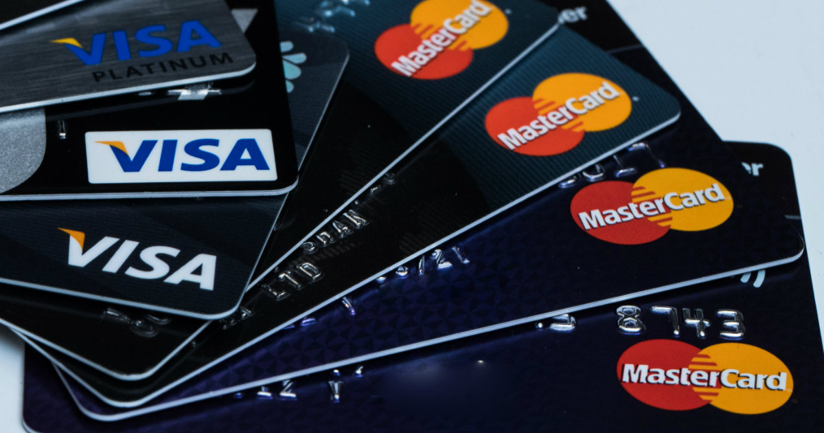Tarjetas de Visa y MasterCard © Pixabay