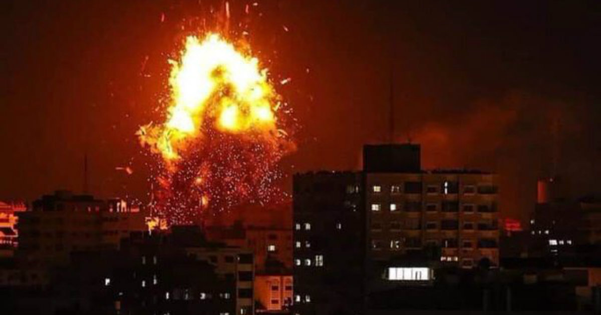 Bombardeo en Gaza. © Fede Alomso / Twitter