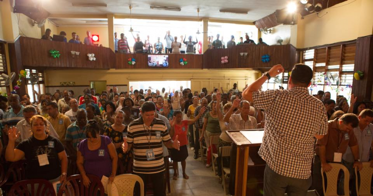 Acto religioso en Cuba en una imagen de archivo © Facebook / Liga Evangélica de Cuba