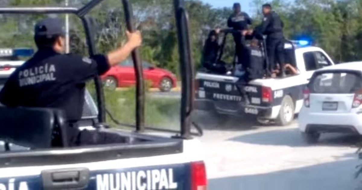 Policía de Cancún © Captura de video en Youtube