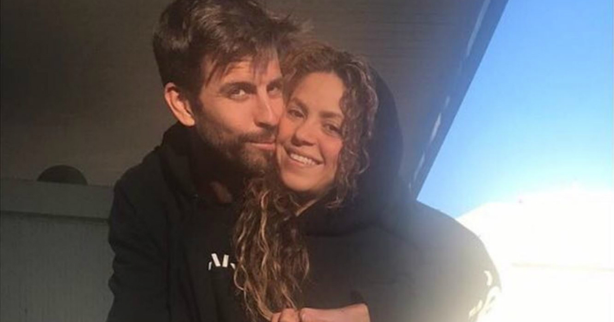 Shakira y Gerard Piqué derrochan amor en un lavadero de coche © Instagram / Shakira