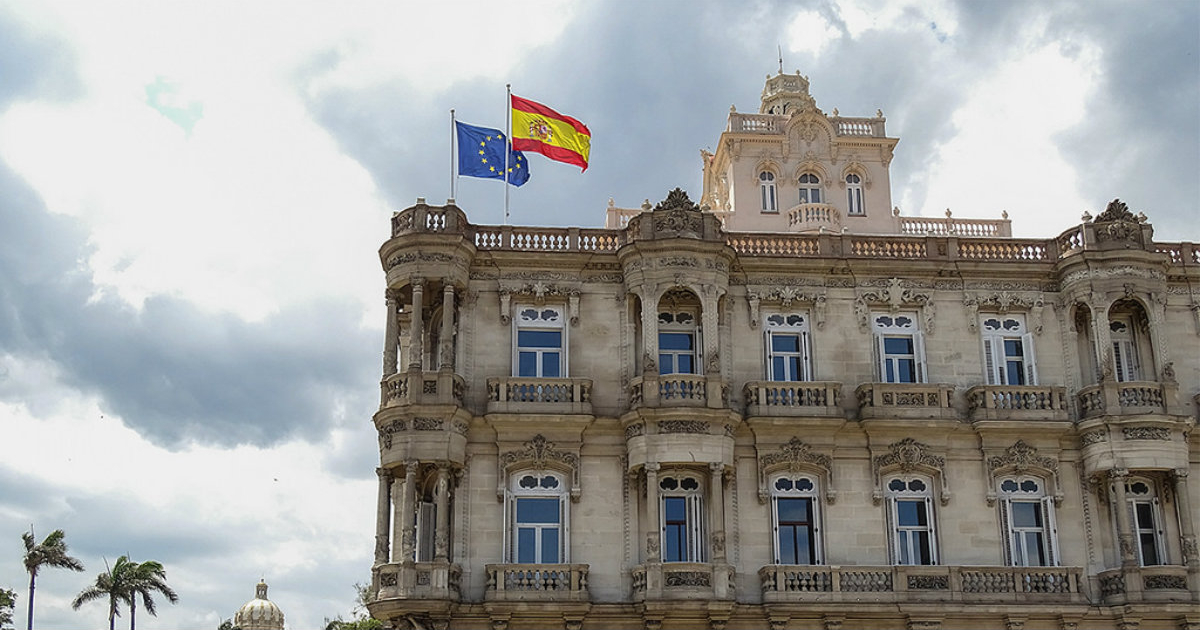 Edificio de la embajada de España en Cuba © CiberCuba