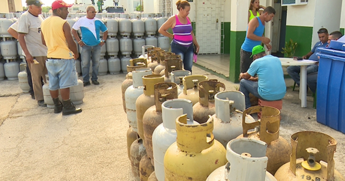 Venta de gas licuado en Cuba © CNC TV Granma