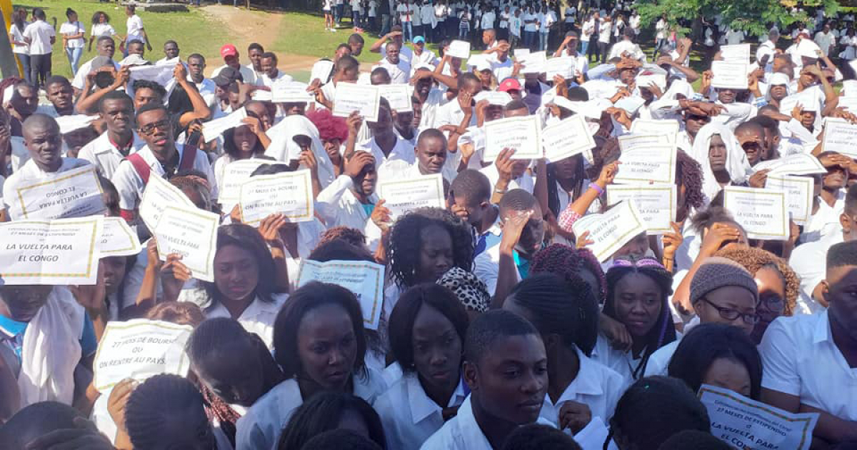 Estudiantes del Congo en Cuba © Facebook / Je Ne Rentre Pas Sans Mon Diplome