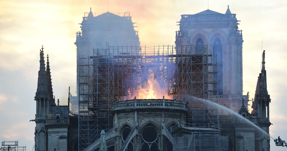 Incendio en la catedral de Notre Dame © Reuters