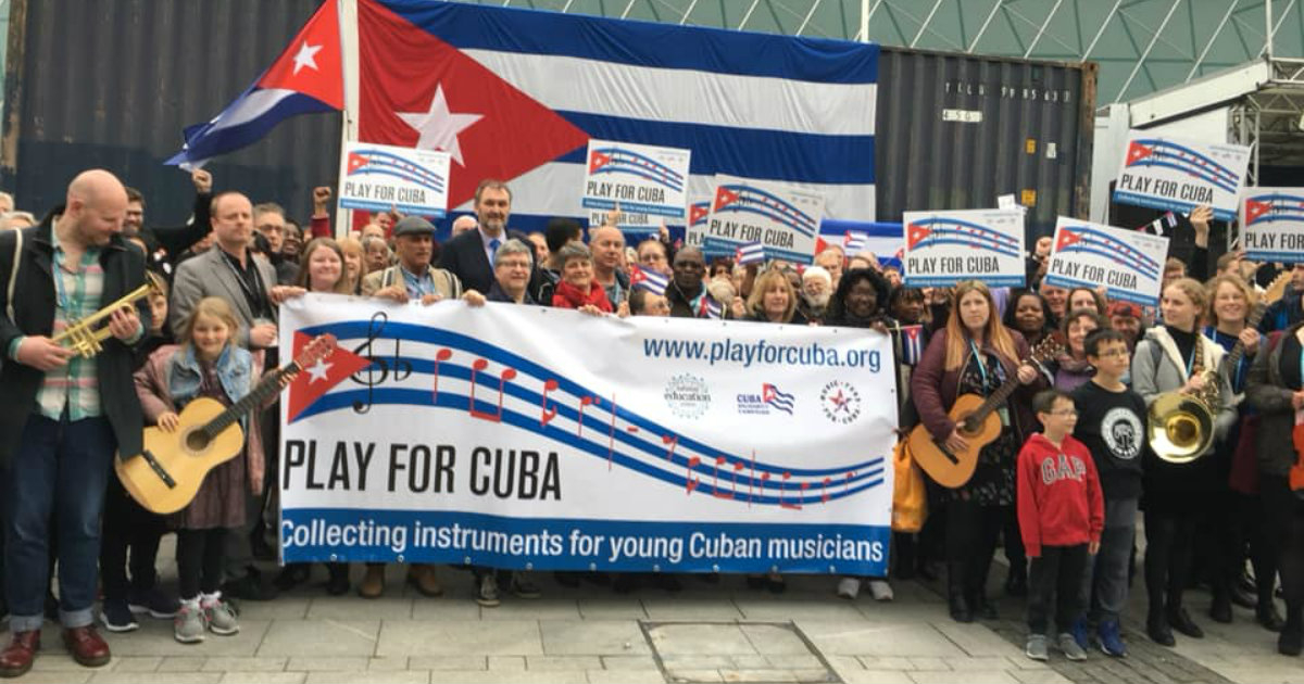 Algunos británicos que se sumaron a la iniciativa © Facebook/Cuban Solidarity Campaign
