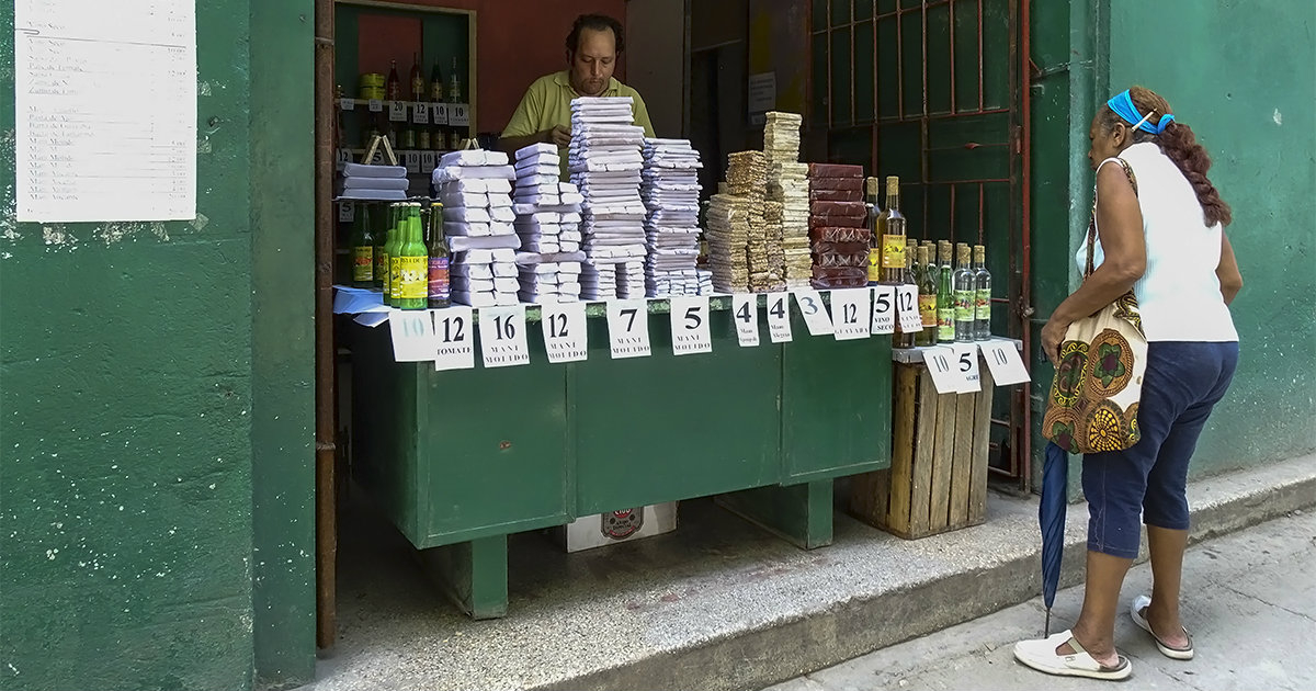 Venta de vinagre en un negocio particular en Cuba © CiberCuba