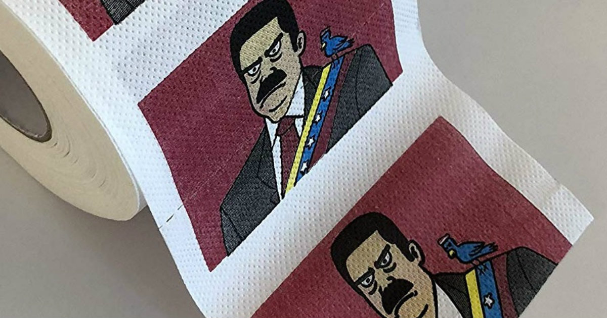 Caricatura de Nicolás Maduro en un papel higiénico © Amazon