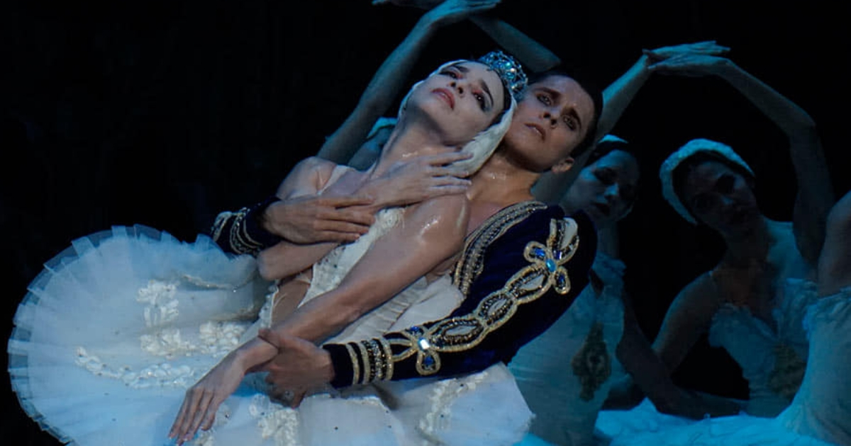 Viengsay Valdés, en una obra del Ballet Nacional de Cuba. © Facebook / Ballet Nacional de Cuba 