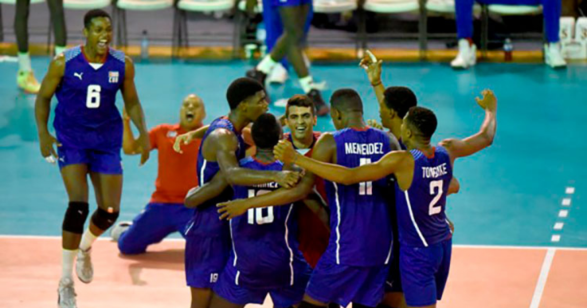 Selección cubana de voleibol sub-19 © NORCECA / Víctor I. Calvo