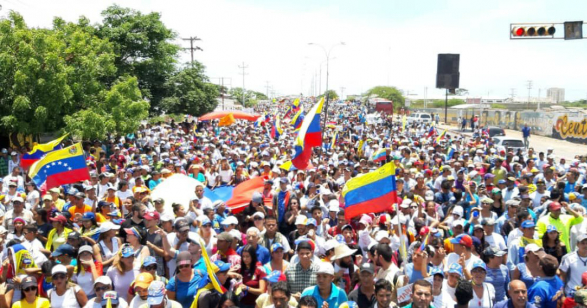 Imagen de una de las marchas celebradas este 1 de mayo por los seguidores de Guaidó © Twitter/Juan Guaidó