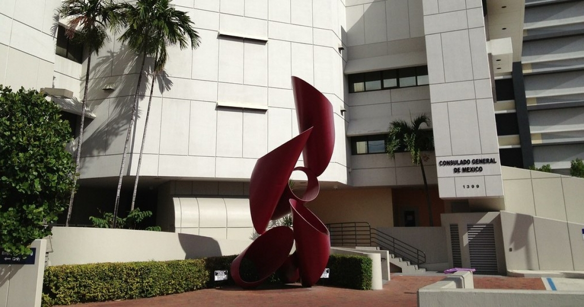Consulado General de México en Miami. © Flickr / Phillip Pessar