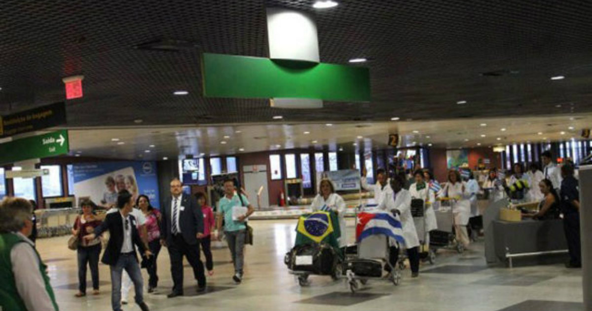 Médicos cubanos en Brasil, en una imagen de archivo. © Cubadebate