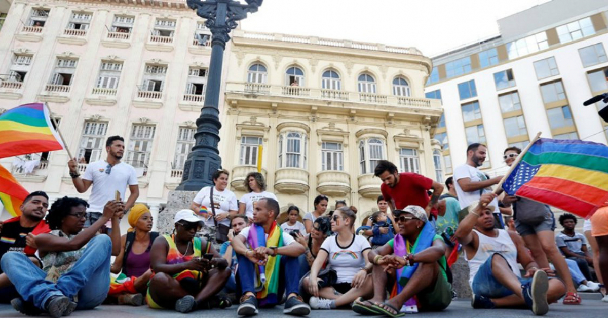 Cubanos que participaron en la marcha del sábado 11 de mayo © Facebook/Sandra Edith Ventrice