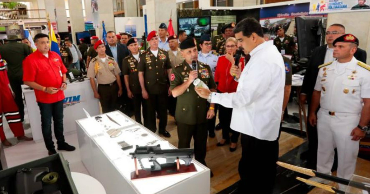 Maduro inaugura la Feria de Innovación, Desarrollo, Ciencia y Tecnología de la FANB © Twitter / Nicolás Maduro