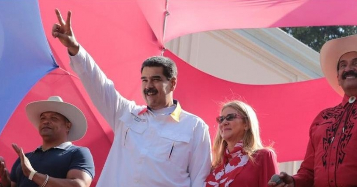 Nicolás Maduro y su esposa, Delcy Rodríguez © Nicolás Maduro/ Twitter